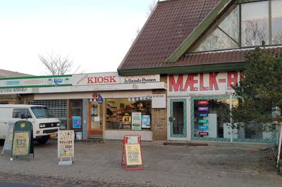En lokal teenager har tilstået, at han begik fredagens røveri mod Østbyens Kiosk i Ikast. ?Foto: Thomas Vang Nielsen