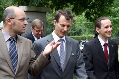Prins Joachim står for den officielle dåb af navnet »Midtjyllands Lufthavn«. Navnet blev offentliggjort i oktober, og til februar skifter Karup Lufthavn officielt navn til Midtjyllands Lufthavn. ?Foto: Kim Kristensen