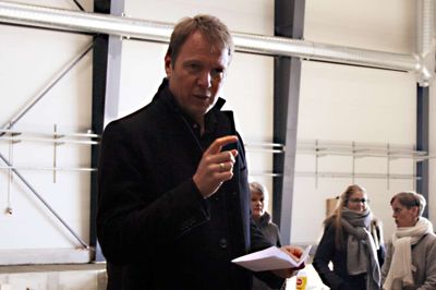 Direktør Rasmus Niebuhr byder velkommen.