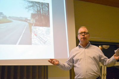 Henrik Engedahl (V)k, formand for teknisk udvalg, opfordrede folk til at bruge deres høringsret ?Foto: Steen hebsgaard