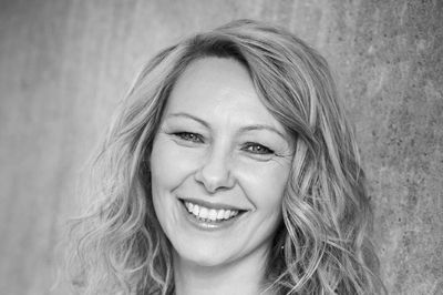 Dina Raabjerg er kandidat til Regionsrådet. Hendes ægtefælle, biografchef Bjarne Raabjerg, er at finde på den konservative liste til kommunalvalget. ?PR-foto
