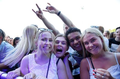 Der er masser af glade gæster ved Herning Rocker. Foto: Tom Laursen