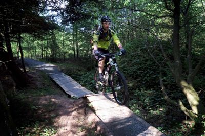 Det nye MTB-spor i Skelhøje Plantage blev indviet for tre måneder siden. Plantagen er et populært mål for mountainbikerne.? foto: flemming hansen