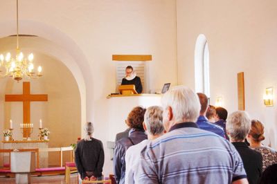 Højmesse i Engesvang Kirke med dåb. Prædikant: Ditte Bruun Laursen. ?Foto: Hans Jørgen Hansen