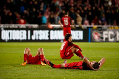 Øv. FCM fik kun 1-1 mod Apollon og er ude af Europa. Foto: Flemming Hansen