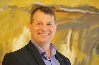Ib Lauritsen (V) siger velkommen til de kandidater, der går fra Fælleslisten til Venstre. ?Foto: Kim Kristensen