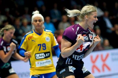 En forrygende anden halvleg, men mange redninger af Sabine Englert i FCM målet, gav sejren til hjemmeholdet.
Foto: Flemming Hansen