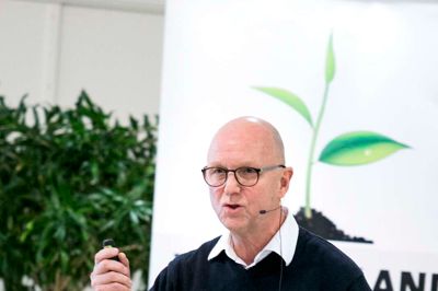 - Bilisterne ønsker en vej, der går så direkte som muligt, siger Ikast-Brande borgmester Carsten Kissmeyer (V). Foto: Tom Laursen