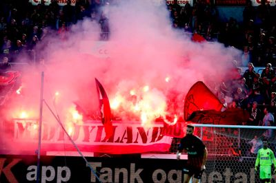 Stemningsfotos, da FCM slog AaB 4-1. Foto: Henrik Ole Jensen