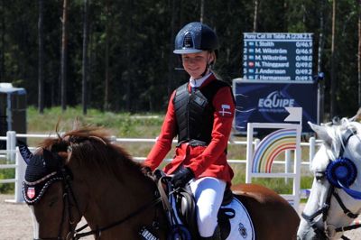 Nadia Thingaard på sin pony Valør. ?Foto: DRF