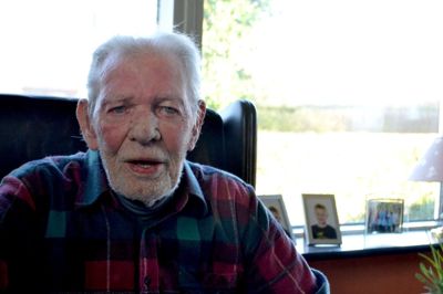 Immanuel Poulsen fylder i dag 90 år og følger fortsat aktiv med i sportens verden ?foto: Laila Kempel