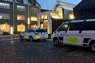 Politiet var massivt til stede i Strøgcentret efterfølgende. Foto: Aske Visser Ottosen