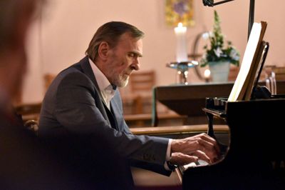 Erik Kaltoft under den udfordrende opgave at spille et værk af den moderne komponist Messiaen. ?Foto: Steen Hebsgaard
