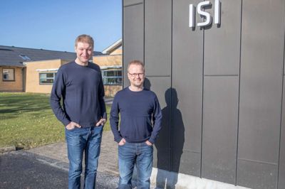 Forstander Torben Østergaard (tv) glæder sig til samarbejdet med tidligere håndboldtalentchef Claus Hansen