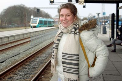 Victoria Sigrid Christensen på vej i skole. ?Foto: Presse