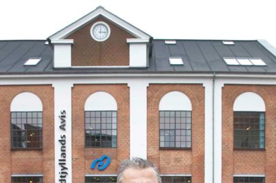 - Med sin lidt blødere musikprofil er Radio Solo et godt supplement til de to eksisterende radiokanaler i Silkeborg, Radio Silkeborg og Radio Alfa Silkeborg, forklarer Stinus Errboe, administrerende direktør i Mediehusene Midtjyllands Avis. Foto Jens Anker Tvedebrik