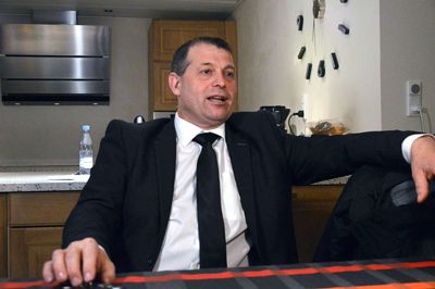 Borgmester Ib Lauritsen (V) er tydeligt irriteret over, at en ny reform af udligningen ikke faldt på plads. ?Foto: Steen Hebsgaard