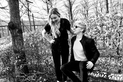 Ditte Marie og Pelle Emil Hebsgaard mødtes på Nørrebro i den første forårssol for at drøfte program til koncerten i Ikast. ? Foto: Privat