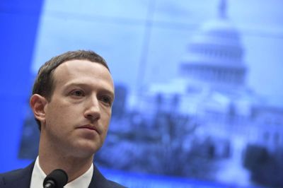Facebook-stifter Mark Zuckerberg var tidligere i april til høring i den amerikanske kongres som følge af en sag om læk af brugeroplysninger. Foto: Scanpix/Saul Loeb/arkiv