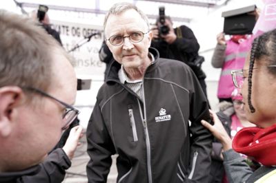 Anders Bondo Christensen foran Forligsinstitutionen, hvor overenskomstforhandlingerne finder sted. Fredag ved middagstid har indgået et forlig for parterne på det kommunale område. Foto: Scanpix/Martin Sylvest