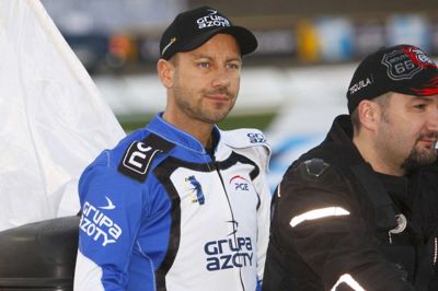 Scanpix/Sportxpress/arkiv. Nicki Pedersen har haft en god sæsonstart i den polske liga, selv om han har kørt med stor smerte i sin hånd.