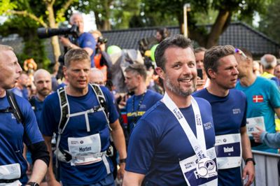 Martin Sylvest/Ritzau Scanpix. Kronprins Frederik kommer i mål på Frederiksberg Alle ved Royal Run-løbet, der markerede hans fødselsdag. Ny måling viser stor tiltro til kronprinsens evner som kommende konge af Danmark.