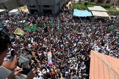 Ibraheem Abu Mustafa/Reuters. USA har i FN's Sikkerhedsråd nedlagt veto mod en Gaza-resolution, som lagde op til, at palæstinensere i Gaza skal have beskyttelse, efter at over 100 mennesker er blevet dræbt under voldsomme sammenstød med israelske soldater på grænsen mellem Israel og Gaza.