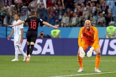 Willy Caballero satte Kroatien i gang, da den argentinske keeper begik et kæmpe drop ved Kroatiens scoring til 1-0 i 3-0-sejren over Argentina torsdag. Foto: Ivan Alvarado/Reuters