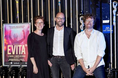 Stina Tang Frandsen, projektleder i MCH Musical, og Nicki Quist, leder af kultur i MCH, ses her sammen med Jens Frausing, der er instruktør på den kommende musical i MCH, Evita. ?foto: mch