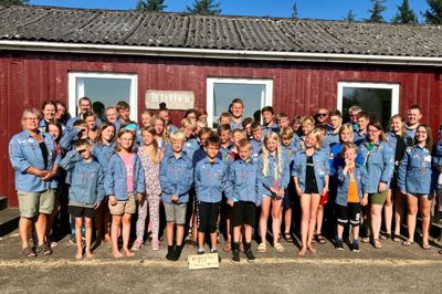 Sjældent har solen skinnet så meget på FDF'ernens sommerlejr. Heldigvis var hytten lige ud til havet, som blev flittigt brugt. ??FOTO: PRivat FOTO