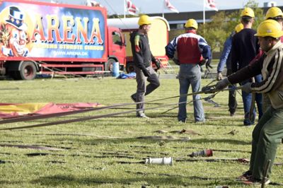 En kvindelig akrobat styrtede tre meter ned, da en wire knækkede under hendes nummer i Cirkus Arena onsdag eftermiddag. Foto: Jørgen Kirk/arkiv/Ritzau Scanpix