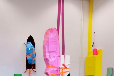 Gitte Svendsen: "Pink DNA", installation