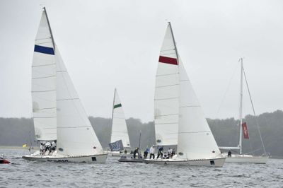 Henning Bagger/Ritzau Scanpix. Danmarks kvindelige deltagere ved VM i matchrace vandt lørdag bronze i Rusland. Billedet her er fra 2015, hvor der blev sejlet matchrace i Lillebælt. Kronprins Frederik var blandt deltagerne.