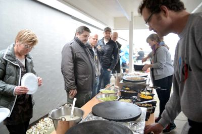 Den Blå Cafe - arkivfoto fra markeringen af en fødselsdag i cafeen.