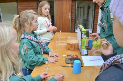 Der blev leget ved indvielsen. ?Foto: Privat