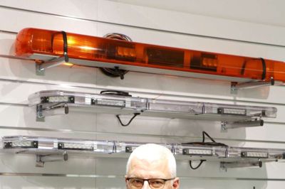 I den nyindrettede butik på Storegade i Brande forhandler Bent Jensen blandt andet sikkerheds udstyr til last- og varebiler.