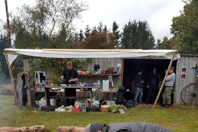 Fællesskab og afslapning og en vild gourmetoplevelse får deltagerne til at slappe af, så de kan møde morgendagens udfordringer med fornyet styrke. ?Foto: Privat