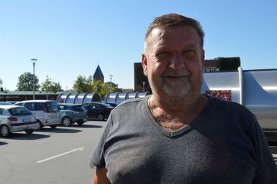 Bjarne Salomonsen, Engesvang. Jeg får jo det samme i løn uanset hvad, med den alder jeg har. Men det er svært at sige, hvor der kan spares, men skatten er høj nok i forvejen, så den skal ikke hæves. ?FOTO: LAILA KEMPEL