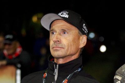 Sportxpress/Ritzau Scanpix. Hans Nielsen har set Nicki Pedersen på topniveau i ligaløbene, men sjældent set ham på samme niveau i årets VM-serie.