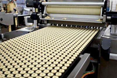 Kelsen Group
Nørre Snede
2012
Vækstjylland
virksomhed i vækst
tema erhvervsklima
småkagefabrik
virksomheder
produktionsvirksomheder
småkager kringler
samlebånd
industribageri
genrefoto