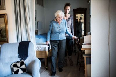 Ifølge kommunernes interesseorganisation, KL, kommer der til at mangle arbejdskraft på ældreområdet. Foto: Ida Marie Odgaard/arkiv/Ritzau Scanpix