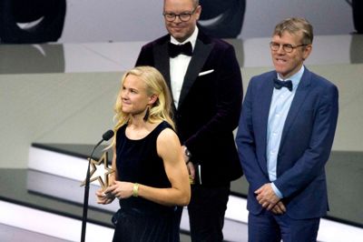 Ved Sportsgalla 2017 i Boxen blev Pernille Harder kåret som årets bedste kvindelige foddboldspiller. Det bliver hun højest sandsynligt igen i 2018. Hun er også i spil til titlen som Årets Sportsnavn, men her bliver det nok Caroline Wozniacki, der løber med hæderen. Foto: Tom Laursen