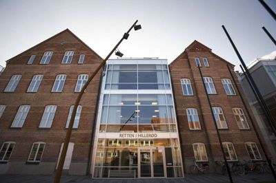 Per Johansen, pressefoto, Domstolsstyrelsen/Free. Ved et grundlovsforhør i Retten i Hillerød er en mand blevet varetægtsfængslet i knap to uger sigtet for voldtægt. (Arkiv)