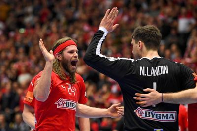 Sportslig succes er et vigtigt parameter for at opnå folkelig popularitet. Igennem de seneste 11 år har håndboldlandsholdet to gange vundet EM, og i 2016 vandt holdet OL-guld. Foto: Jonathan Nackstrand/Ritzau Scanpix