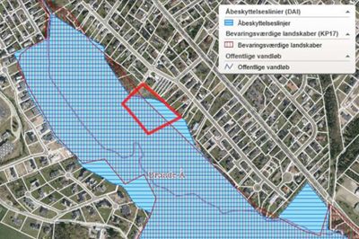 Som det fremgår af kortet her, er det en meget lille del af projektområdet, der ligger udenfor åbeskyttelseslinjen til Brande Å. ?Skitse: Ikast-Brande Kommune