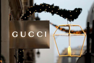 Charles Platiau/Reuters. Gucci-mærket lever godt på at være populært i Kina. (arkivfoto)
