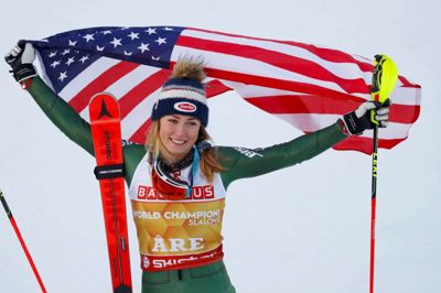 Leonhard Foeger/Reuters. Mikaela Shiffrin sluttede VM med to guldmedaljer. Tidligere ved mesterskabet vandt hun også i super G.