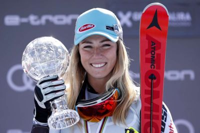 Albert Gea/Reuters. Mikaela Shiffrin tog karrierens World Cup-sejr nummer 40 i slalom, hvilket er en tangering af legenden Ingemar Stenmark.