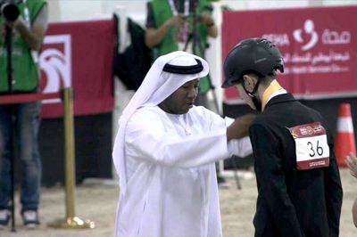 To bronzemedaljer til Marcus Overgaard Jensen ved Special Olympics World Games i Abu Dhabi. ?Foto: Tom Laursen