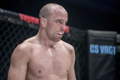 Mads Claus Rasmussen/Ritzau Scanpix. Mark O. Madsen skal slås mod bokseren Patrick Nielsen i en MMA-kamp.